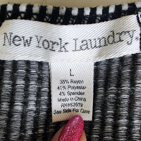New York Laundry striped tank. Size L nwot - Picture 4 of 12
